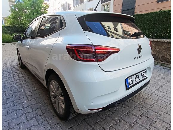 Sahibinden Renault Clio 1.0 TCe Touch 2023 Model 