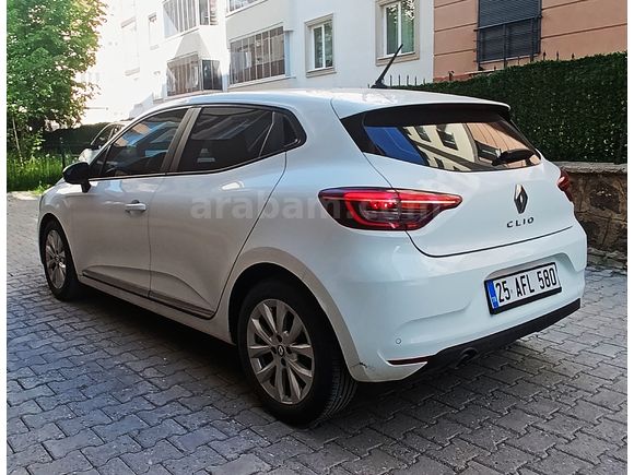 Sahibinden Renault Clio 1.0 TCe Touch 2023 Model 