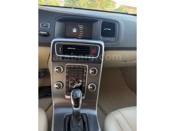 Sahibinden Volvo S60 1.6 D Advance 2015 Model 