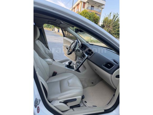 Sahibinden Volvo S60 1.6 D Advance 2015 Model 