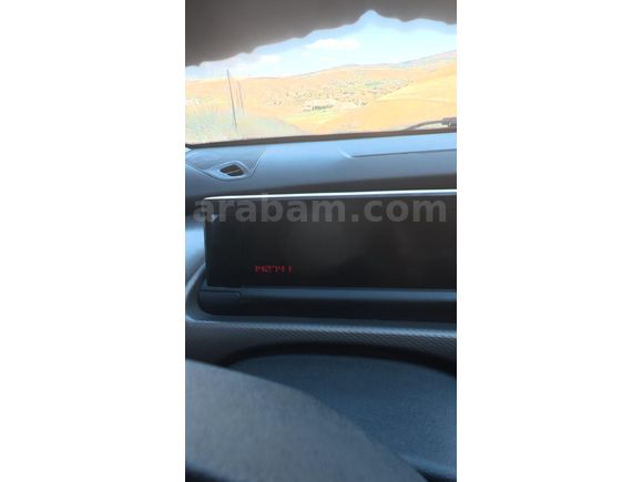 Sahibinden Citroen C4 Cactus 1.6 e-HDi Shine 2015 Model