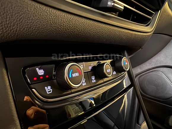 2023 OPEL Grandland 1.5 D Ultimate