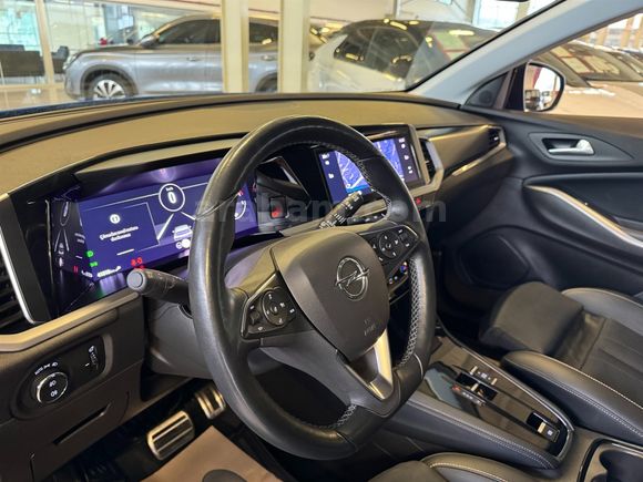 2023 OPEL Grandland 1.5 D Ultimate