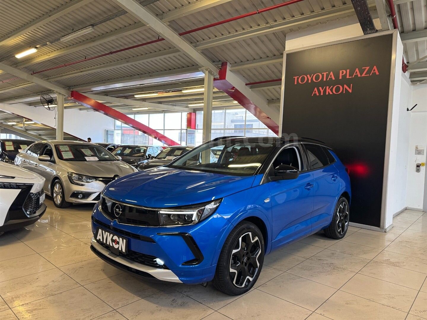 Galeriden Opel Grandland 1.5 D Ultimate 2023 Model Kocaeli 41.008 km Mavi 5
