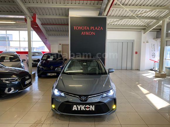 2020 TOYOTA COROLLA 1.8 HYBRID FLAME X-PACK E-CVT