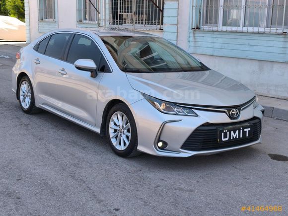 ÜMİT AUTO/2020/BOYASIZ/OTOMATİK/COROLLA/DREAM/128.BİN.KM/