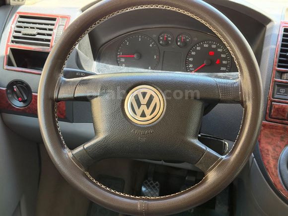 Galeriden Volkswagen MultiVan 1.9 TDI 2004 Model İstanbul