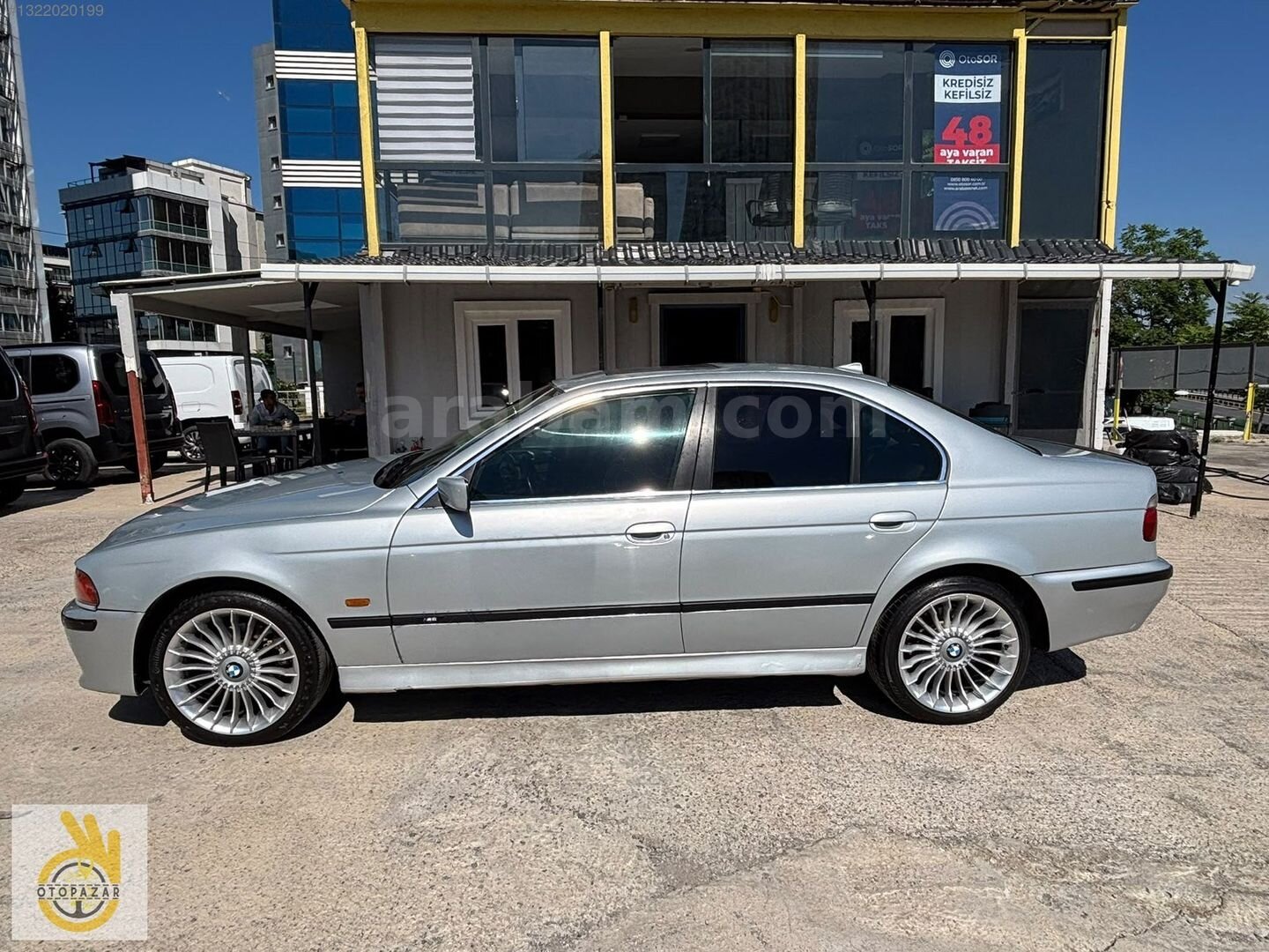 Galeriden BMW 5 Serisi 520i Standart 1998 Model İstanbul 405.000 km Gri 2