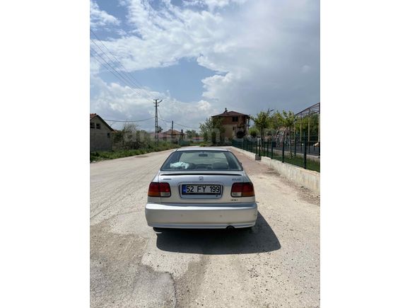 Sahibinden Honda Civic 1.4 i S 2000 Model 