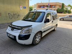 ÖZDOĞAN OTOMOTİV Peugeot Partner 1.9 D 2004 Model VADE TAKAS OLUR Mardin