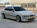 KURULI DÜZEL E39 5.20i CAM GİBİ