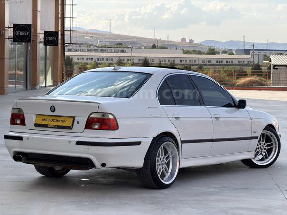 KURULI DÜZEL E39 5.20i CAM GİBİ