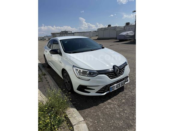 Sahibinden Renault Megane 1.3 TCe Joy 2021 Model İzmir 55.000 km Beyaz