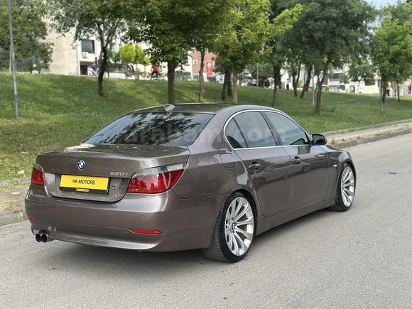 TEK DEĞİŞEN BMW 5.20 İ