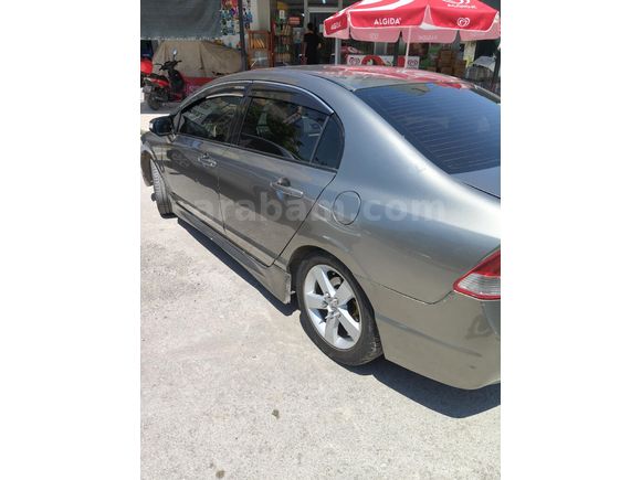 Sahibinden Honda Civic 1.6i VTEC Premium 2008 Model