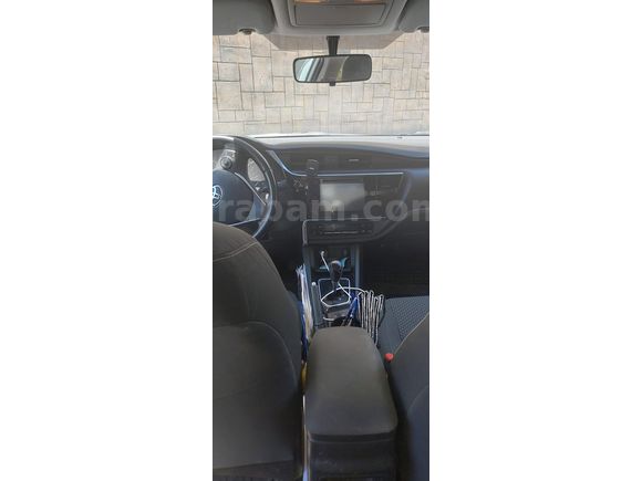 Sahibinden Toyota Corolla 1.4 D-4D Touch 2017 Model 