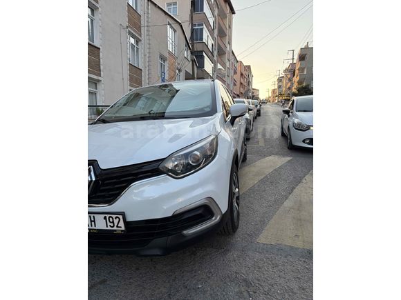 Tramer yok- Temiz aile aracı -Sahibinden Renault Captur 0.9 Touch 2018 Model