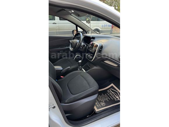 Tramer yok- Temiz aile aracı -Sahibinden Renault Captur 0.9 Touch 2018 Model