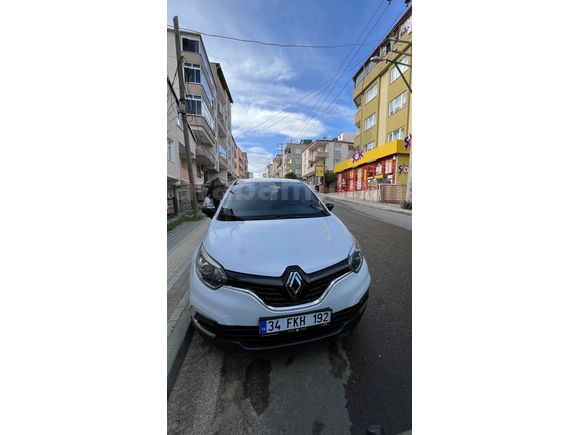 Tramer yok- Temiz aile aracı -Sahibinden Renault Captur 0.9 Touch 2018 Model