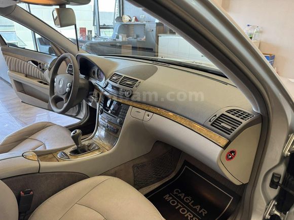 "2.SAHİP-E200 KOMP.AVANGARDE-2007-ISTM-HFZ-E.PERDE-170.000KM