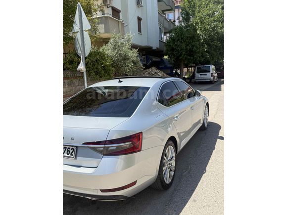 Sahibinden Skoda SuperB 1.5 TSI Prestige 2023 Model 