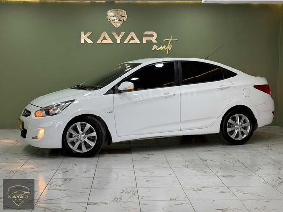 KAYAR AUTO`dan 2011 MODEL MASRAFSIZ AİLE ARACI ACCENT BLUE