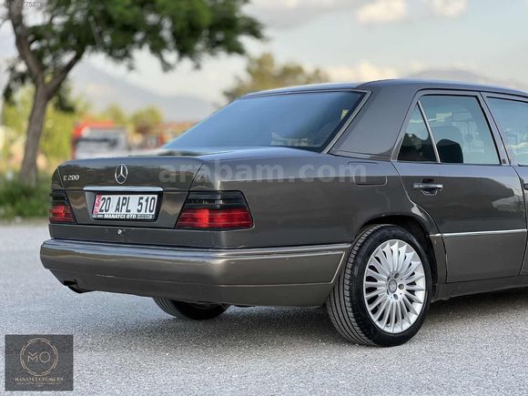 MANAYCI'DAN MERCEDES \ E200 \ HATASIZ DEĞİŞENSİZ \ 8 TUŞ \ MAKAM