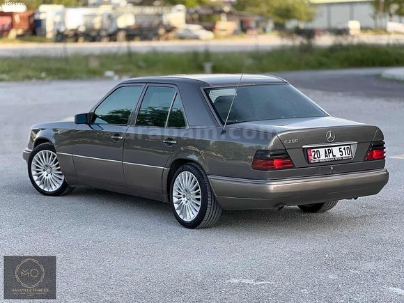 MANAYCI'DAN MERCEDES \ E200 \ HATASIZ DEĞİŞENSİZ \ 8 TUŞ \ MAKAM