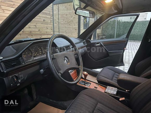 1991 MODEL MERCEDES BENZ E200 OTOMATİK (KLİMA)