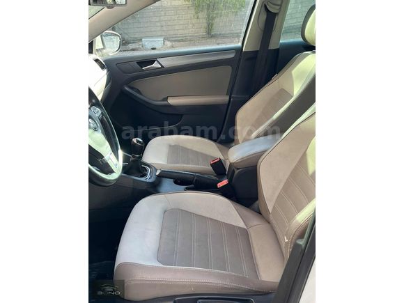 FIRSAT ARACI 2014 JETTA