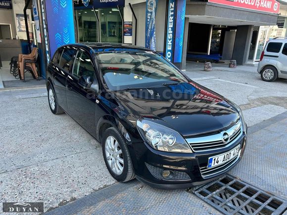 2011 MODEL OPEL ASTRA