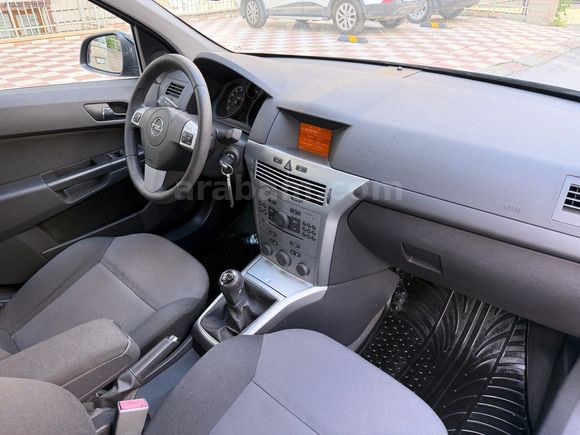 HATASIZ BOYASIZ 2013 OPEL ASTRA 1.6+36 BİN KM