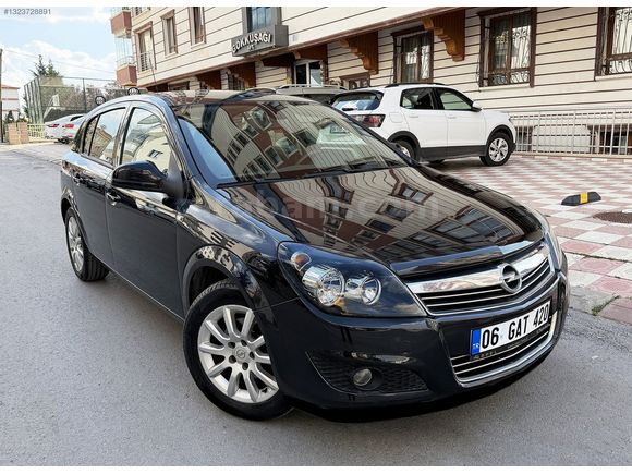 HATASIZ BOYASIZ 2013 OPEL ASTRA 1.6+36 BİN KM