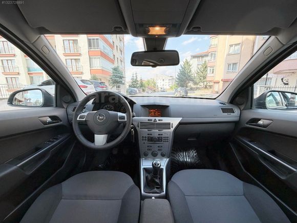 HATASIZ BOYASIZ 2013 OPEL ASTRA 1.6+36 BİN KM