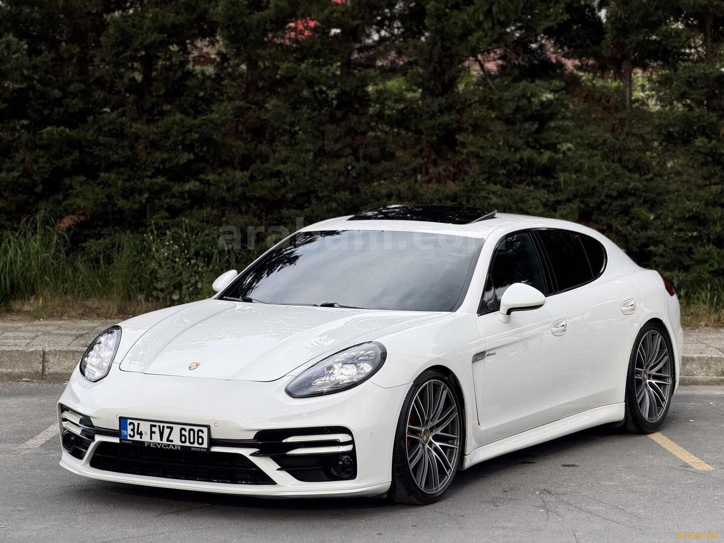 Galeriden Porsche Panamera Diesel 2012 Model İstanbul 232.000 km Beyaz 2