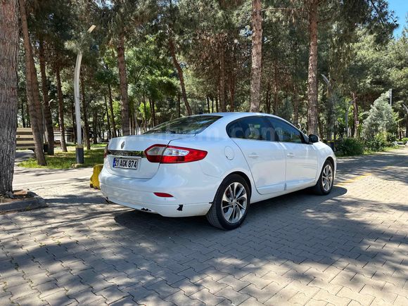Sahibinden Renault Fluence 1.5 dCi Touch 2015 Model 