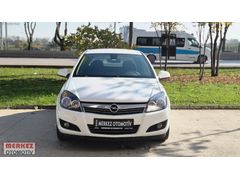BURSA MERKEZ OTOMOTİV 2012 OPEL ASTRA ESSENTİA 49BİN