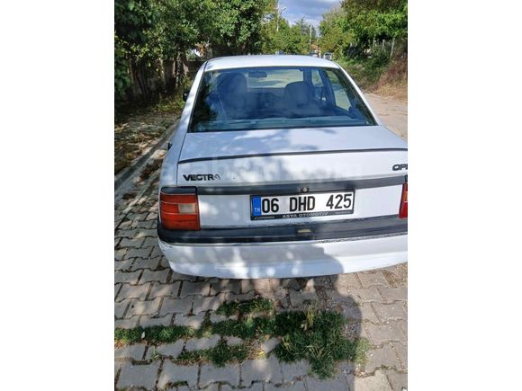 Sahibinden Opel Vectra 1.8 GL 1993 Model 