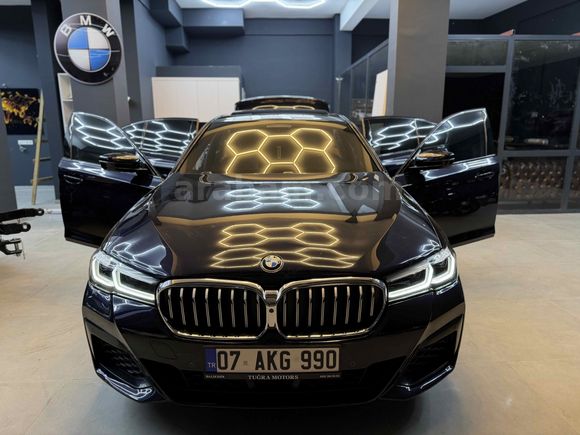 Galeriden BMW 5 Serisi 520i M Sport 2023 Model Antalya 109.000 km Siyah