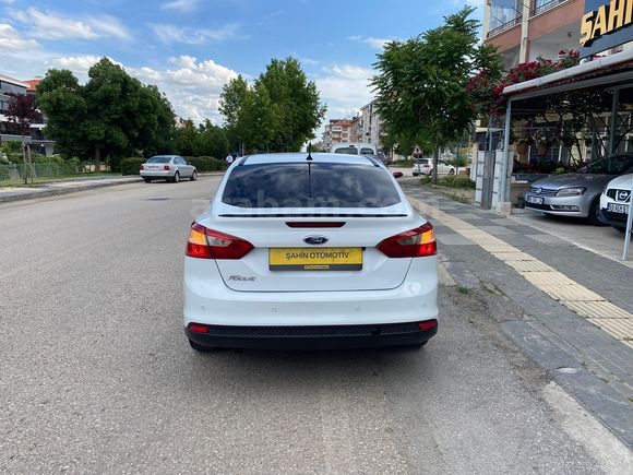 2013 - Style Pkt - Değişensiz - 198.000 Km - Dost Aracı