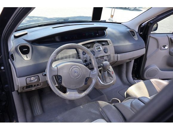 Sahibinden Renault Scenic 1.6 Privilege 2005 Model 