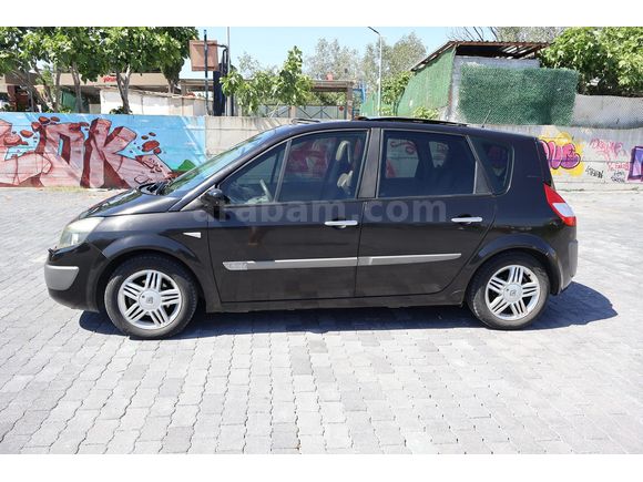 Sahibinden Renault Scenic 1.6 Privilege 2005 Model 