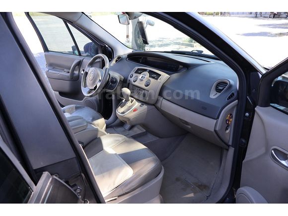 Sahibinden Renault Scenic 1.6 Privilege 2005 Model 