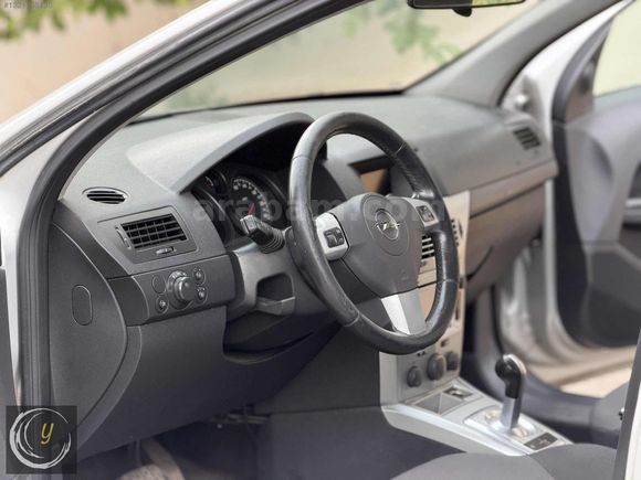 DÜŞÜK KM OTOMATİK ASTRA