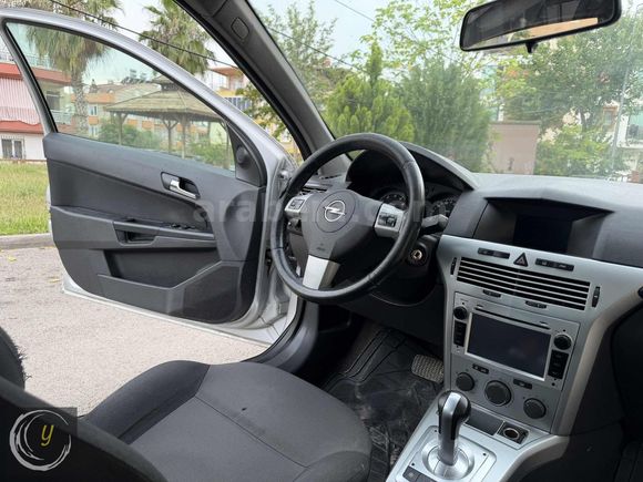 DÜŞÜK KM OTOMATİK ASTRA