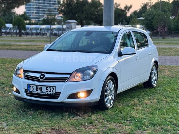 TEMİZ MASRAFSIZ OTOMATİK OPEL ASTRA