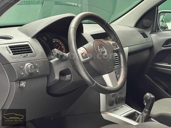 KENT AUTO'DAN*KARTA 12 TAKSİT*122BİNDE 2012MODEL OPEL ASTRA