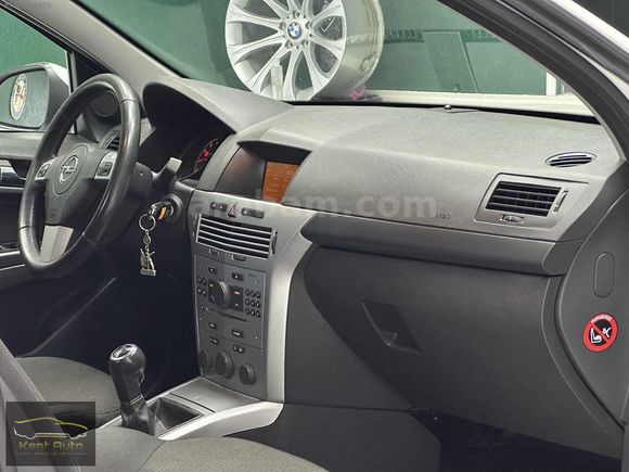 KENT AUTO'DAN*KARTA 12 TAKSİT*122BİNDE 2012MODEL OPEL ASTRA