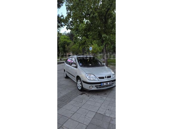 Sahibinden Renault Scenic 1.6 RXT 2000 Model