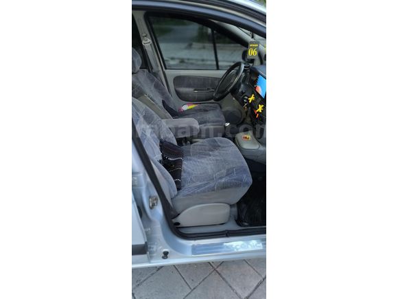 Sahibinden Renault Scenic 1.6 RXT 2000 Model